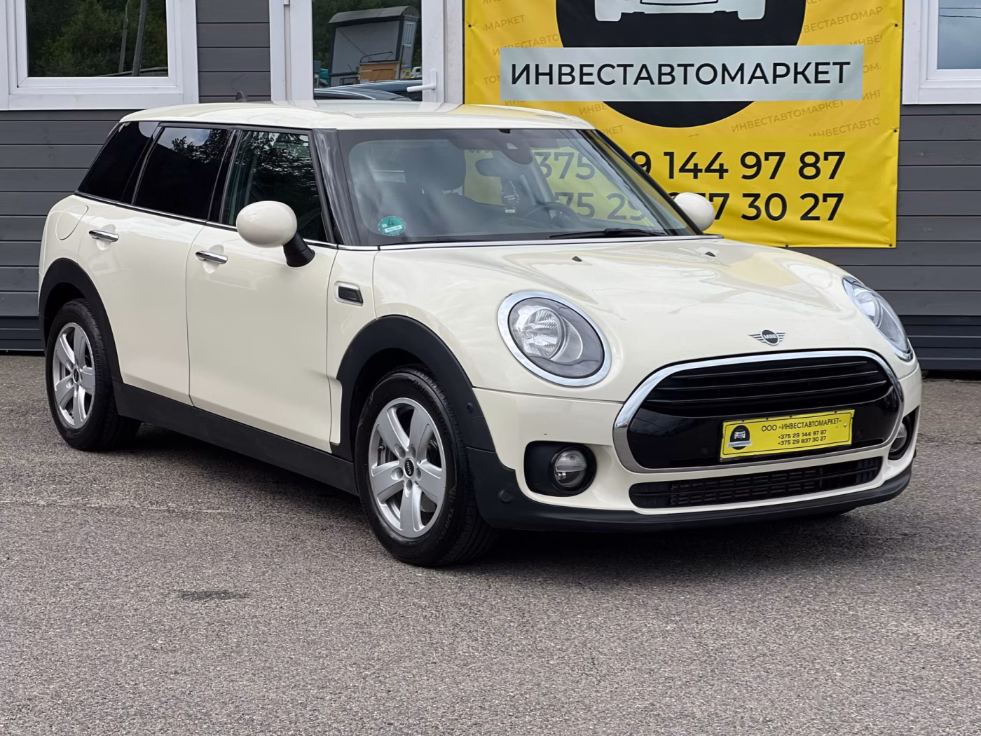 MINI Clubman фото 2