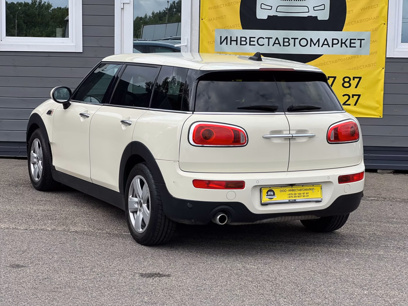 MINI Clubman фото 6