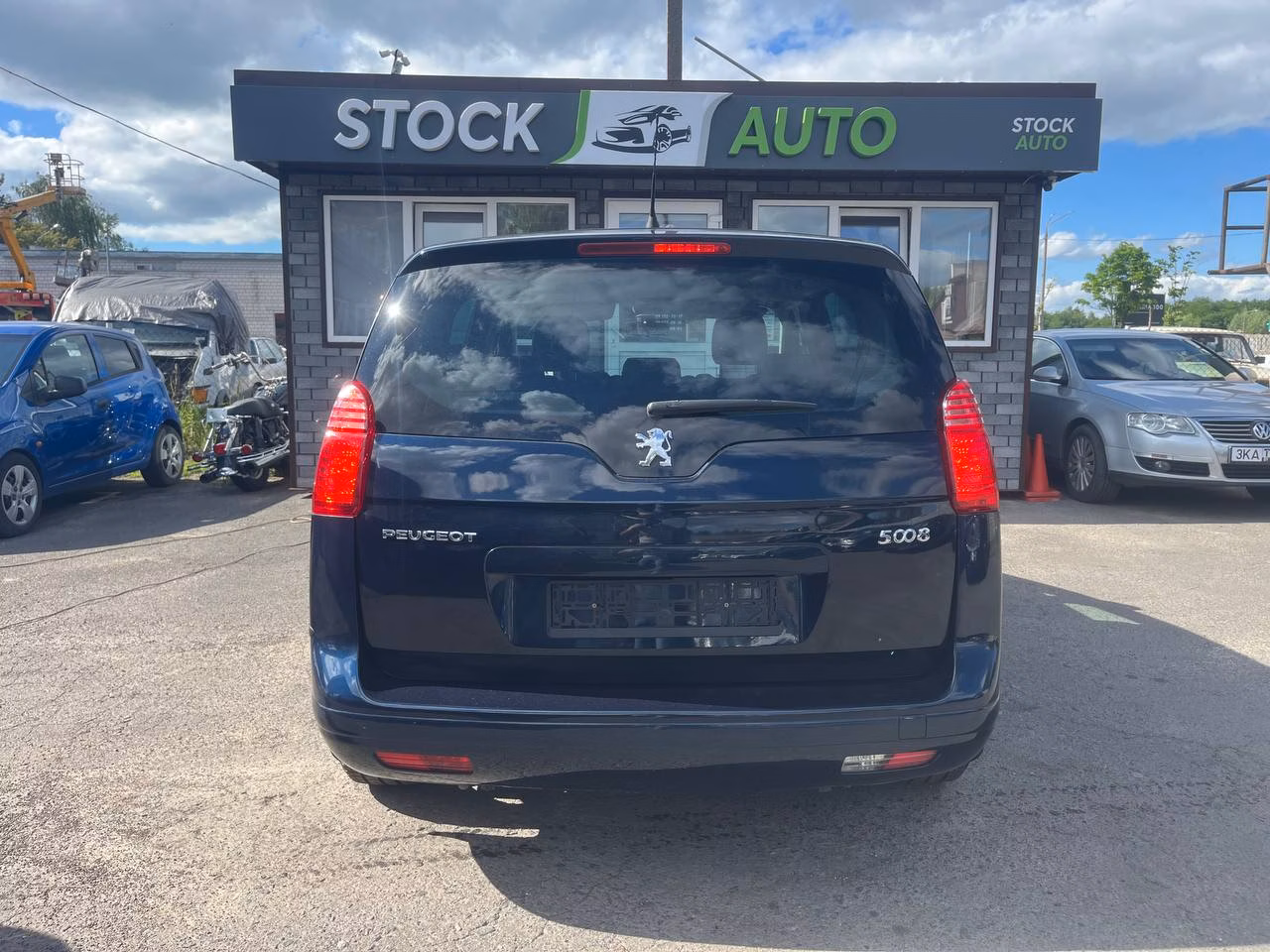 Peugeot 5008 фото 8