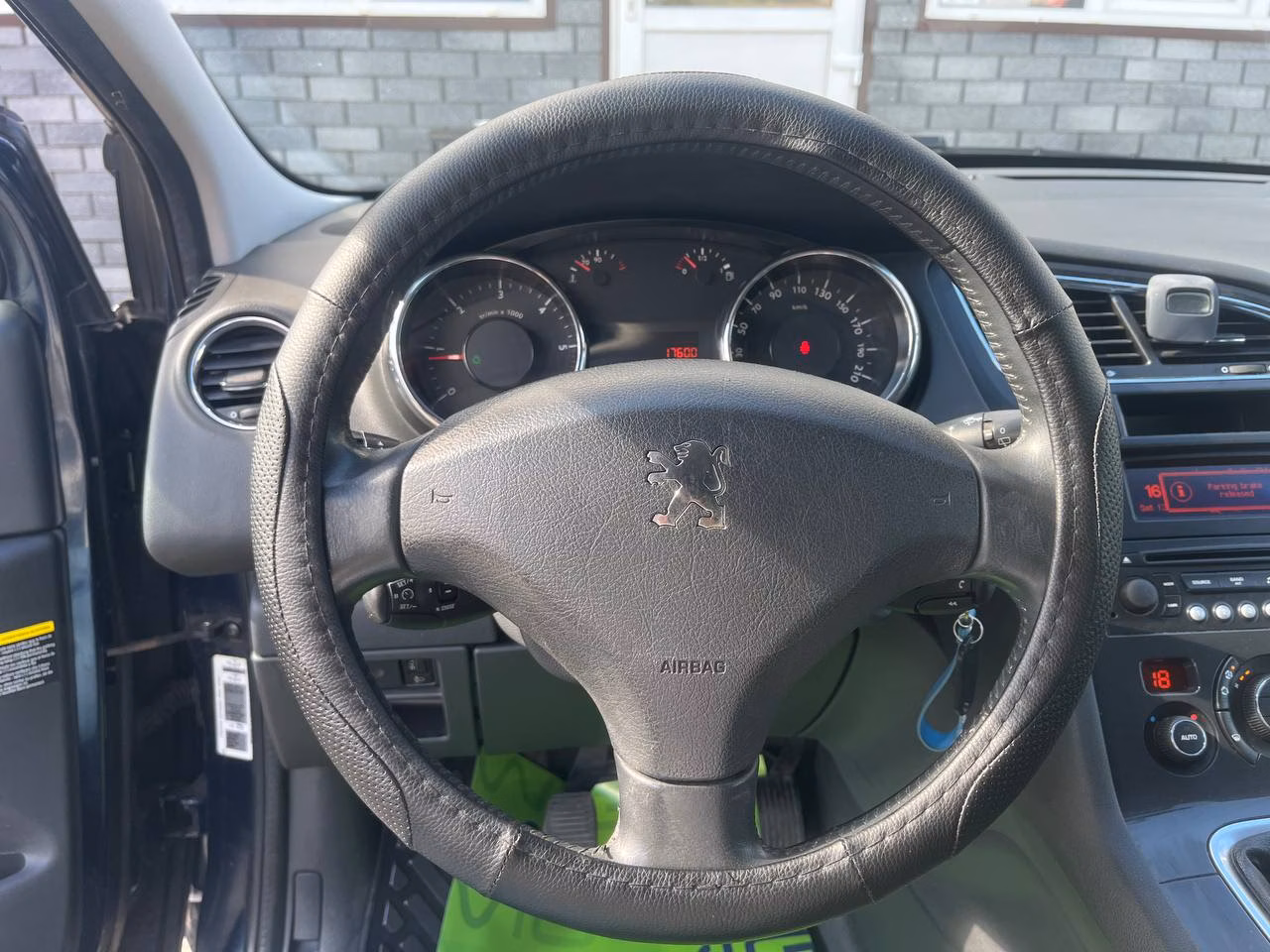 Peugeot 5008 фото 19