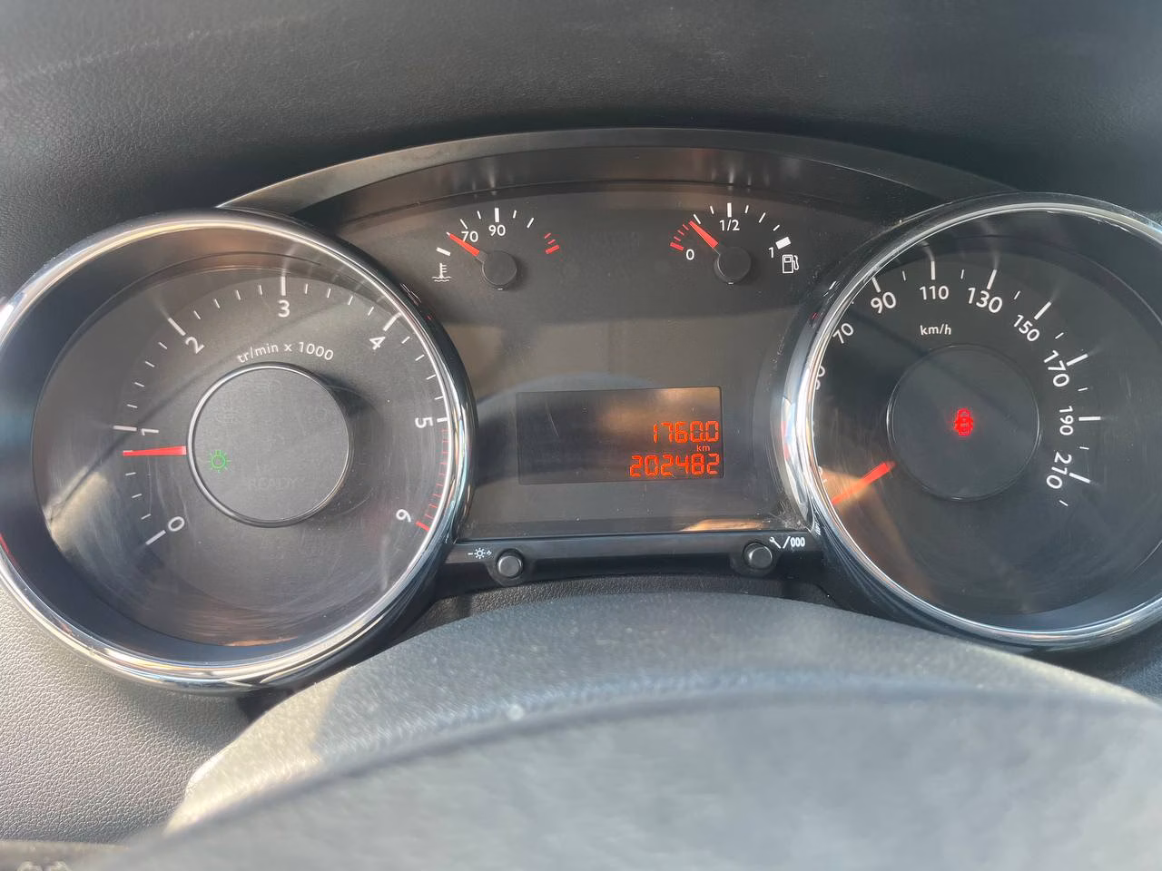 Peugeot 5008 фото 20