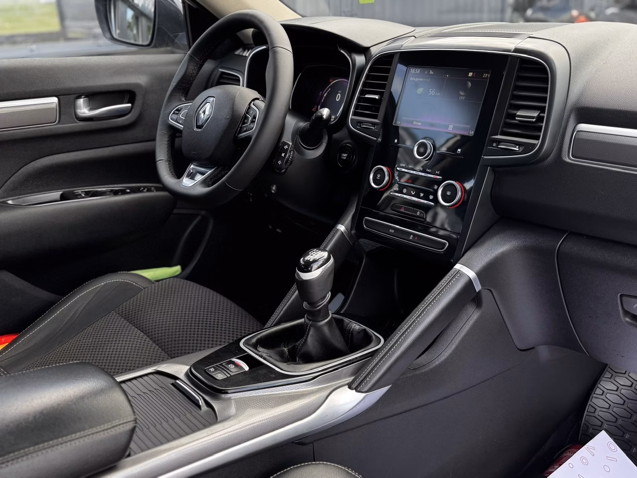 Renault Koleos фото 11