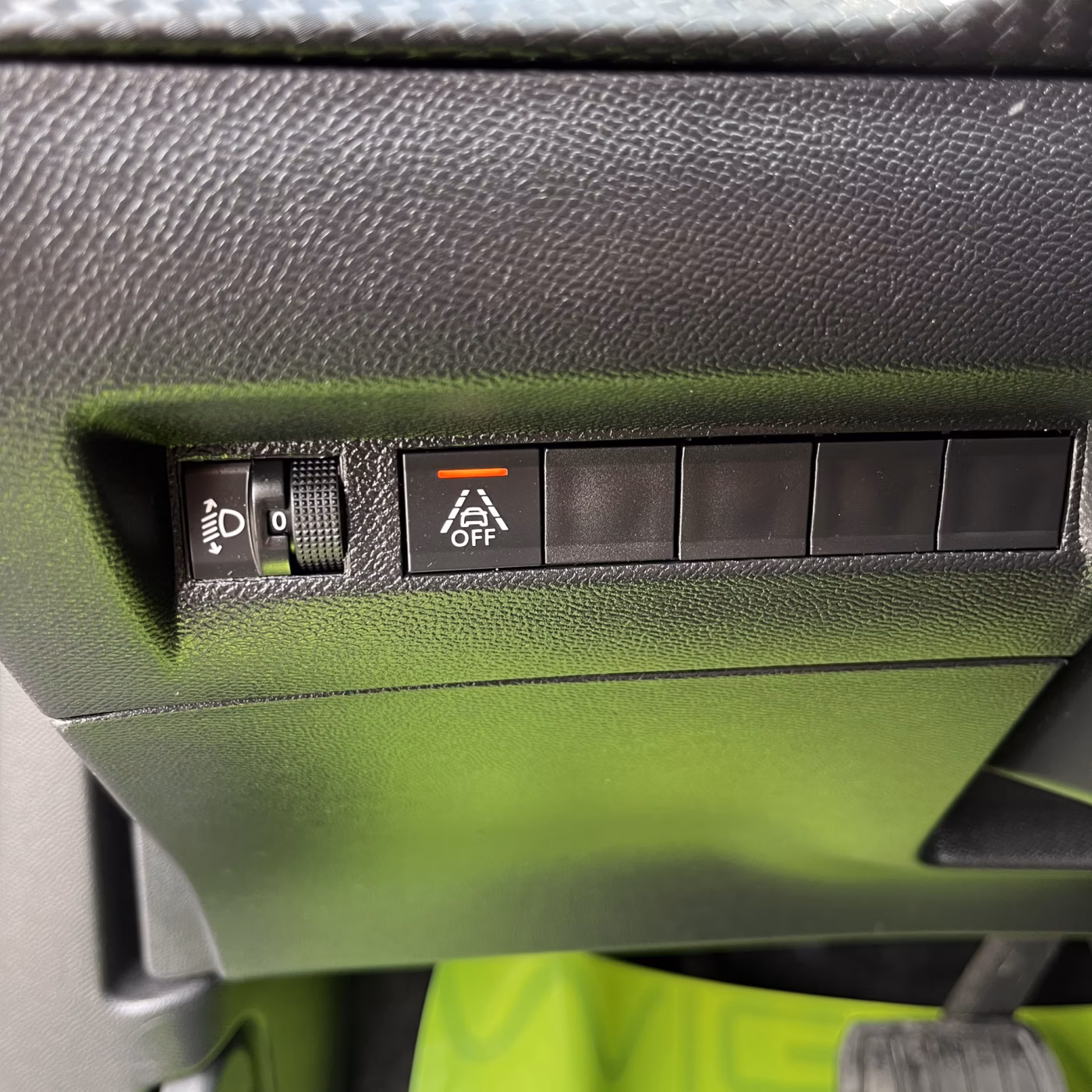 Peugeot 2008 фото 11