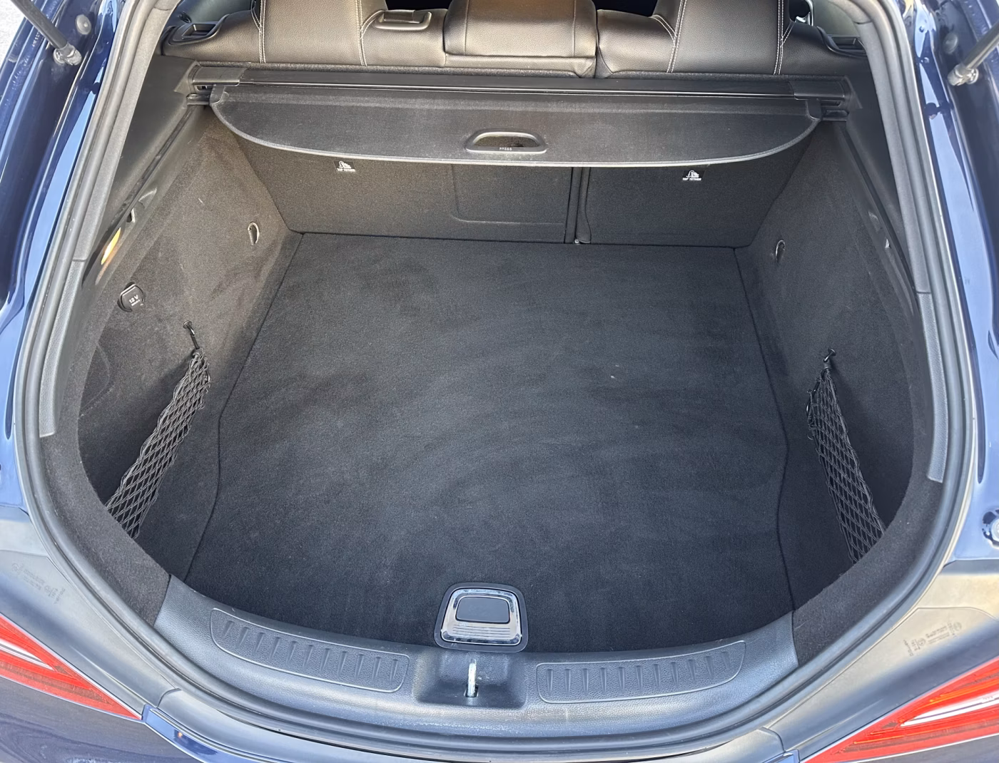 Mercedes-Benz CLA фото 10