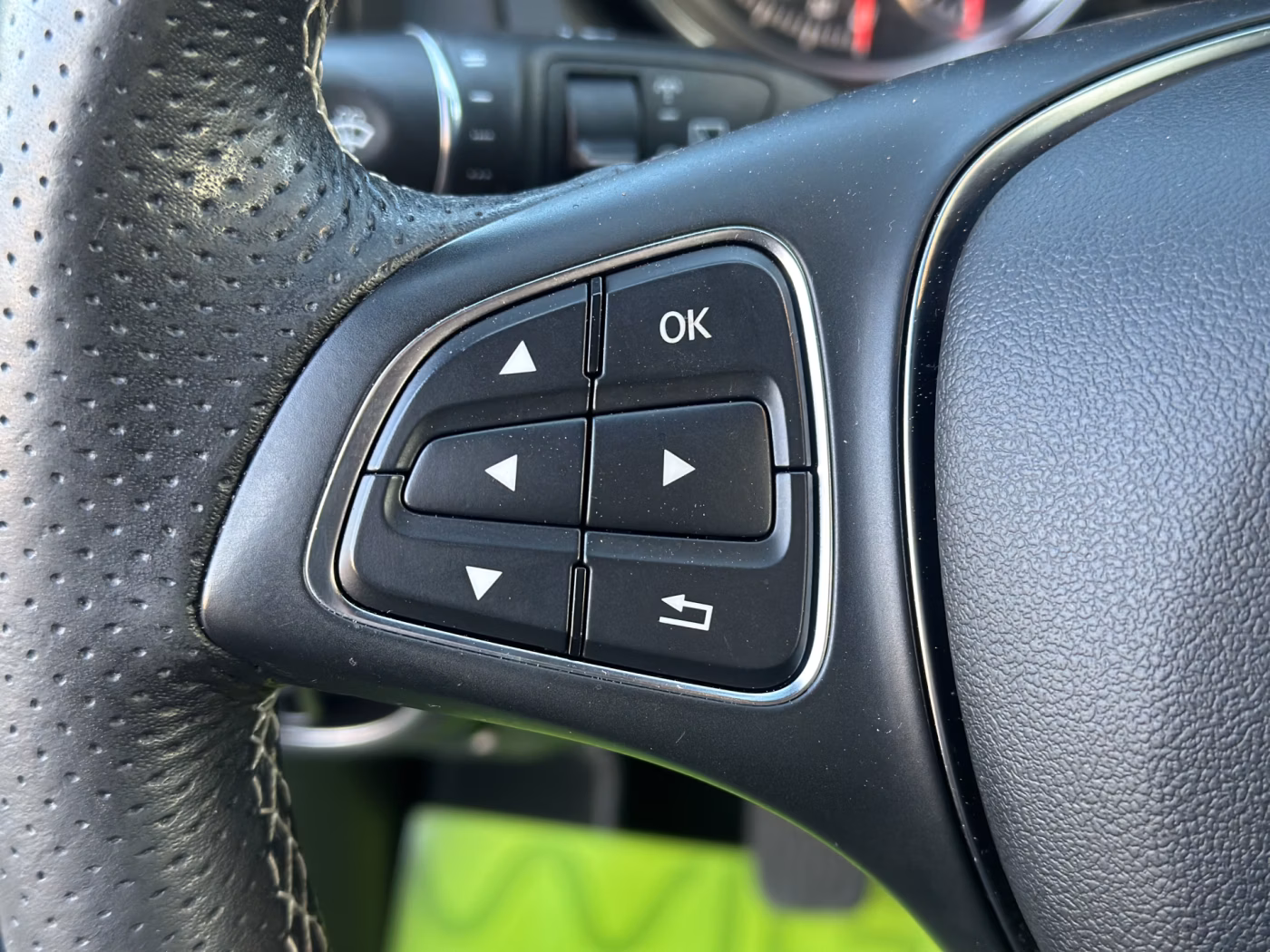 Mercedes-Benz CLA фото 17
