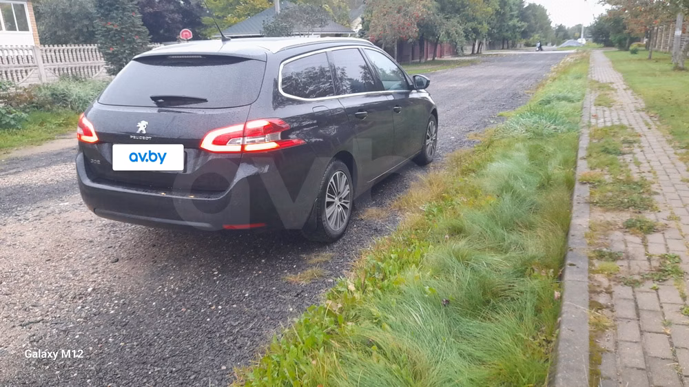 Peugeot 308 фото 4