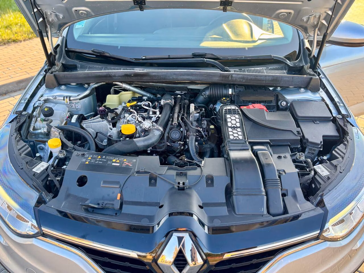 Renault Megane фото 16