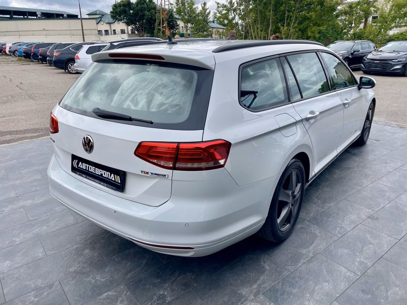 Volkswagen Passat фото 5