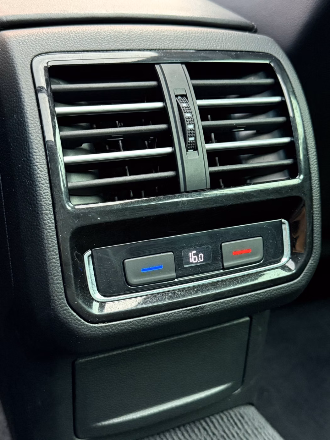 Volkswagen Passat фото 16