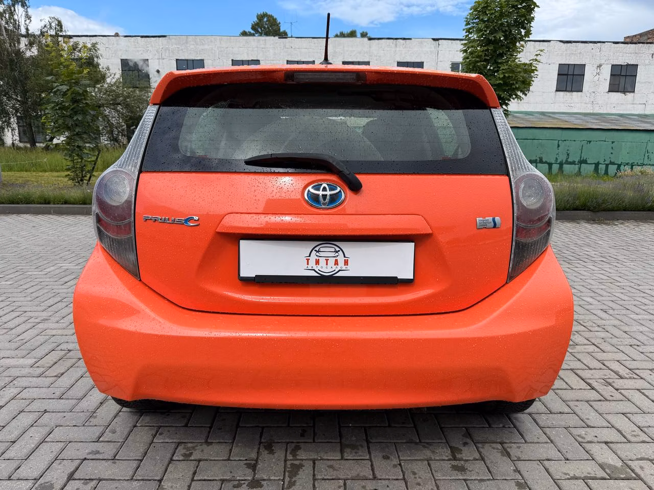 Toyota Prius C фото 6
