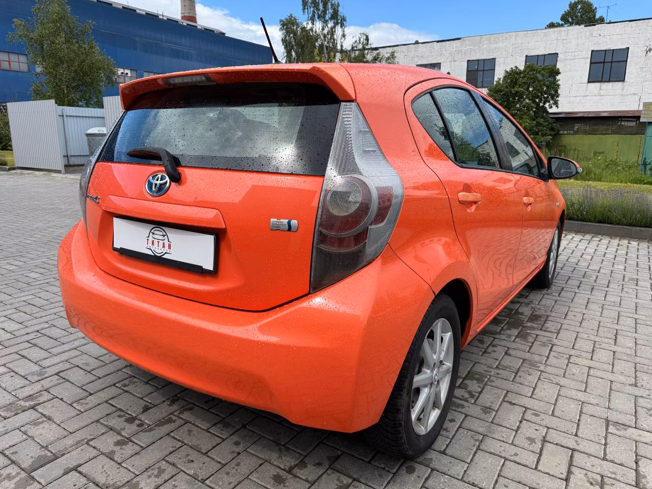 Toyota Prius C фото 7