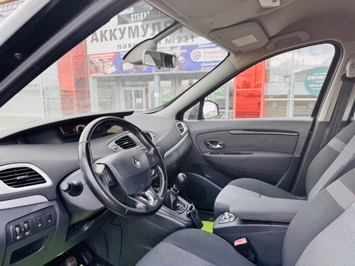 Renault Scenic фото 5