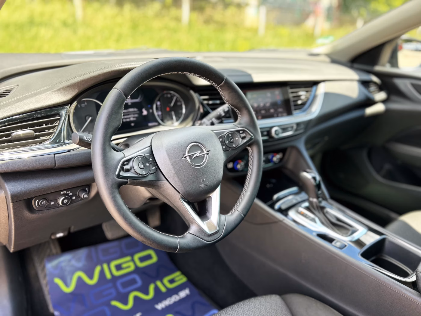 Opel Insignia фото 9