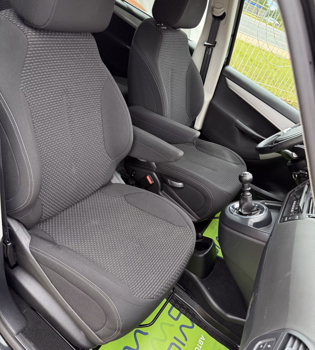 Citroen C4 Grand Picasso фото 11