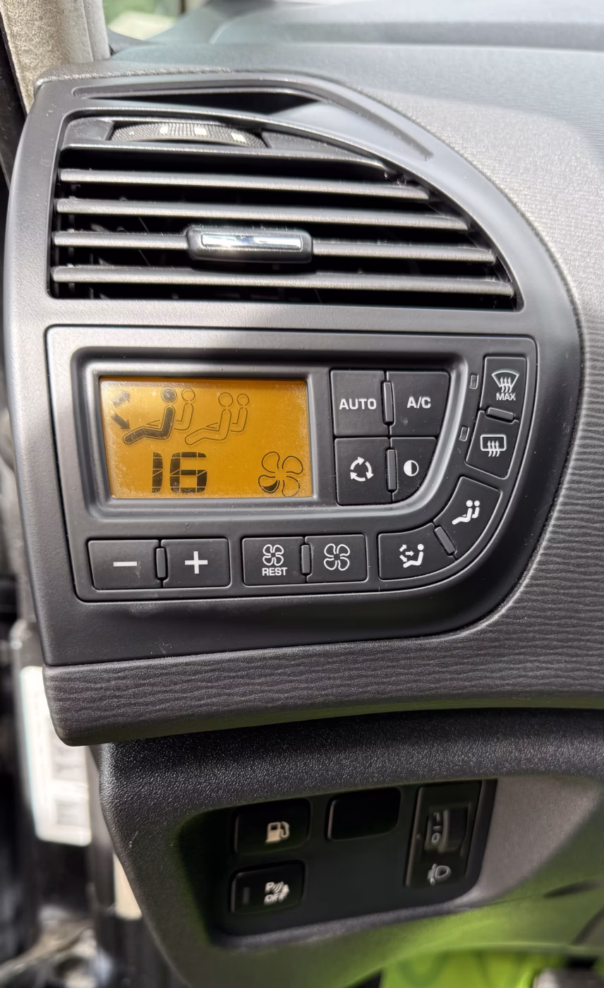 Citroen C4 Grand Picasso фото 16