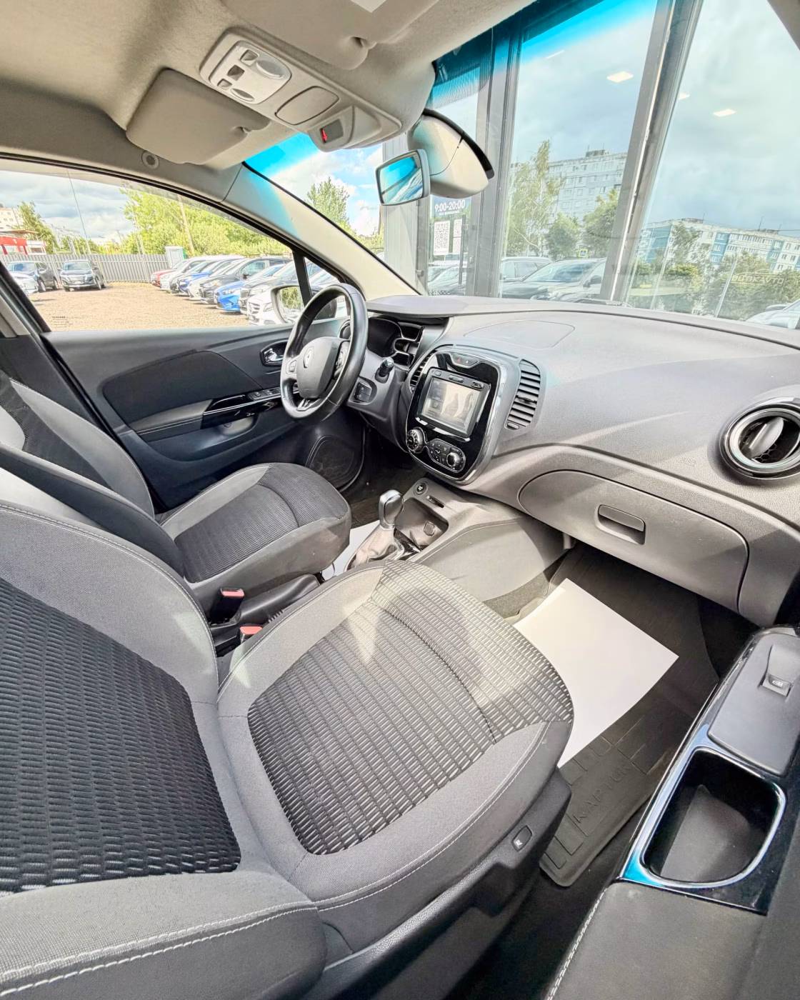 Renault Kaptur фото 10
