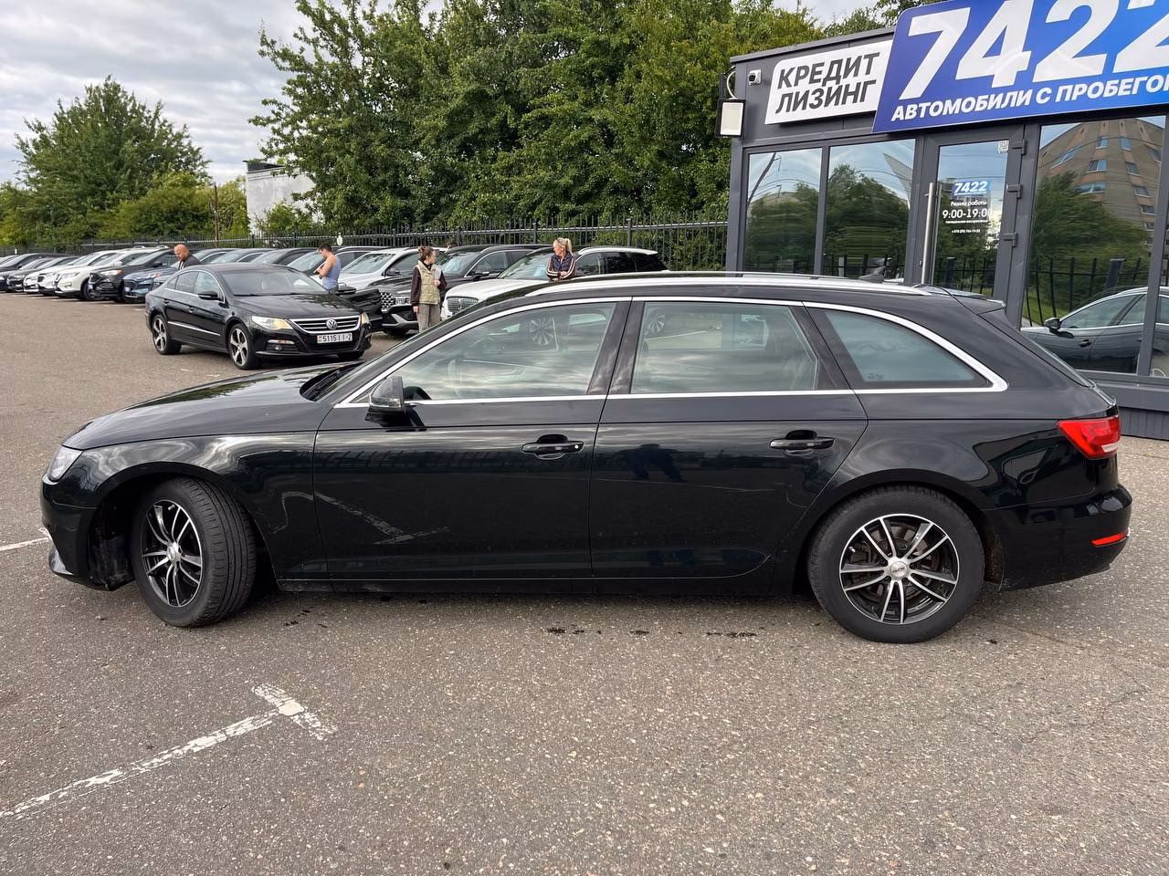 Audi A4 фото 8