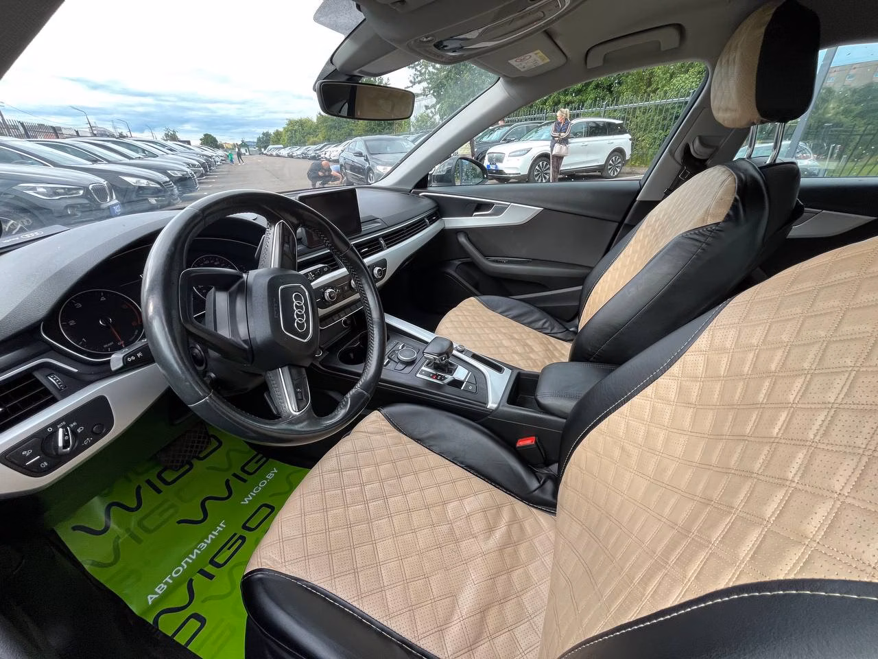 Audi A4 фото 9
