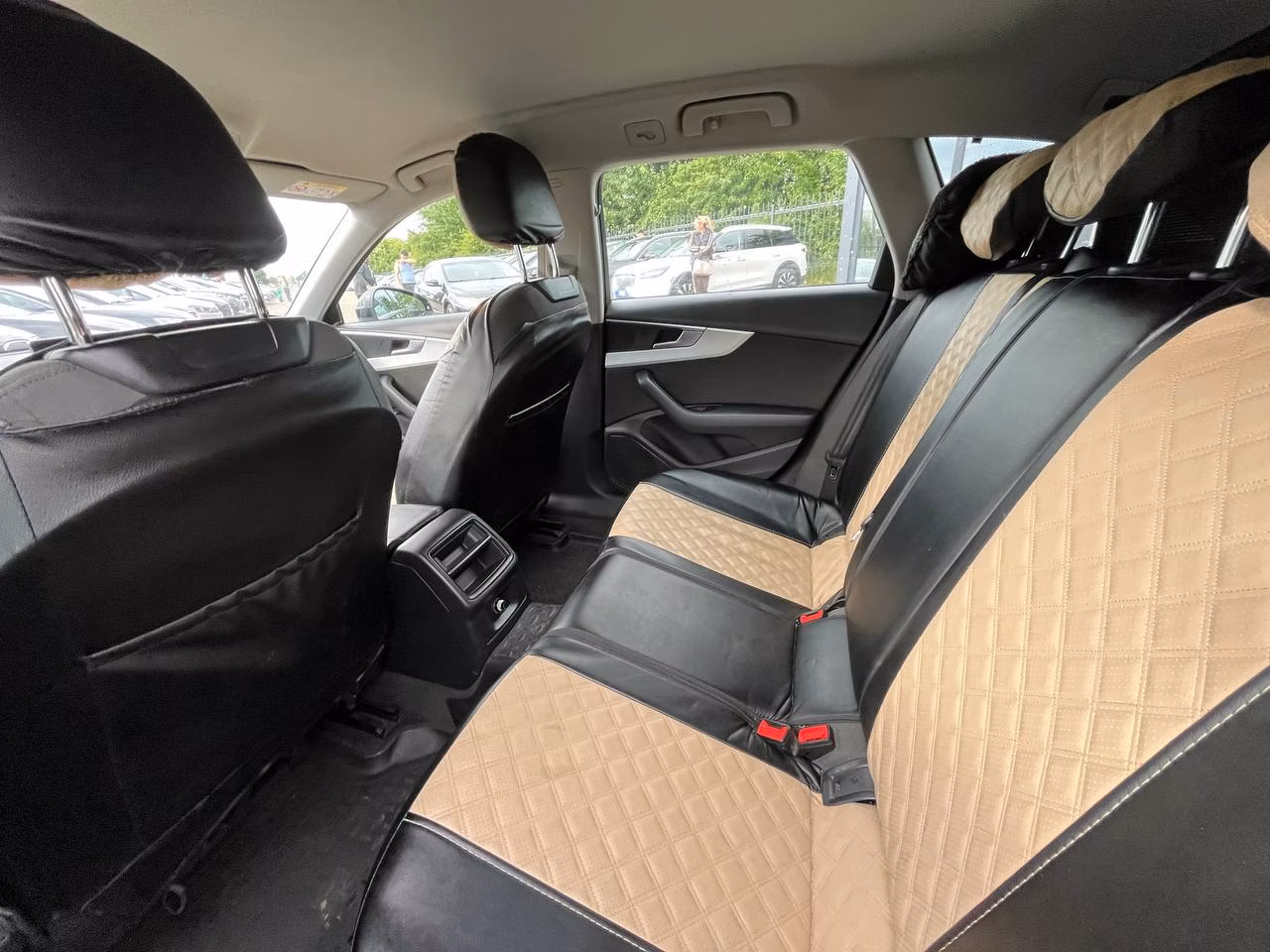 Audi A4 фото 10