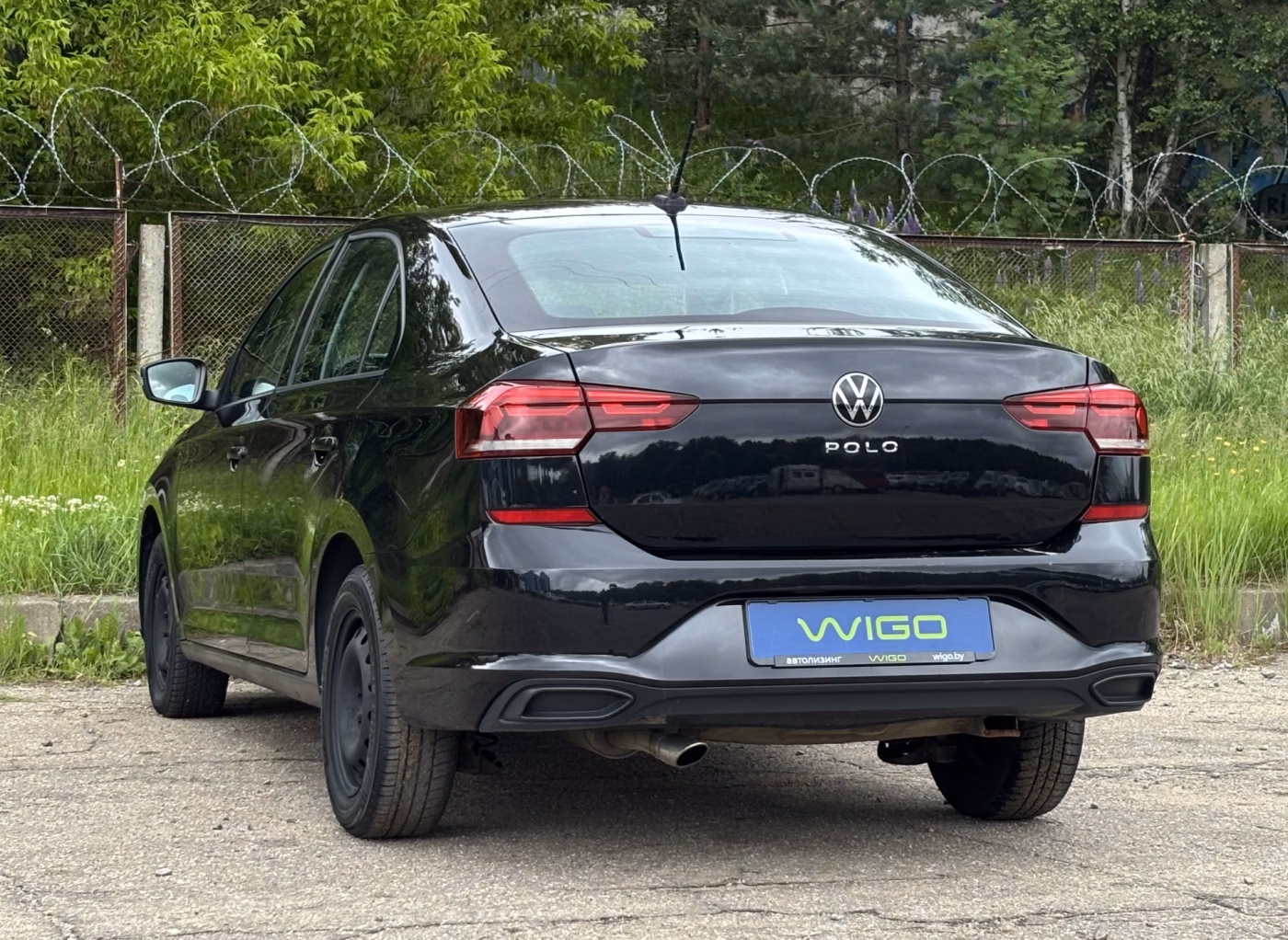 Volkswagen Polo Sedan фото 5