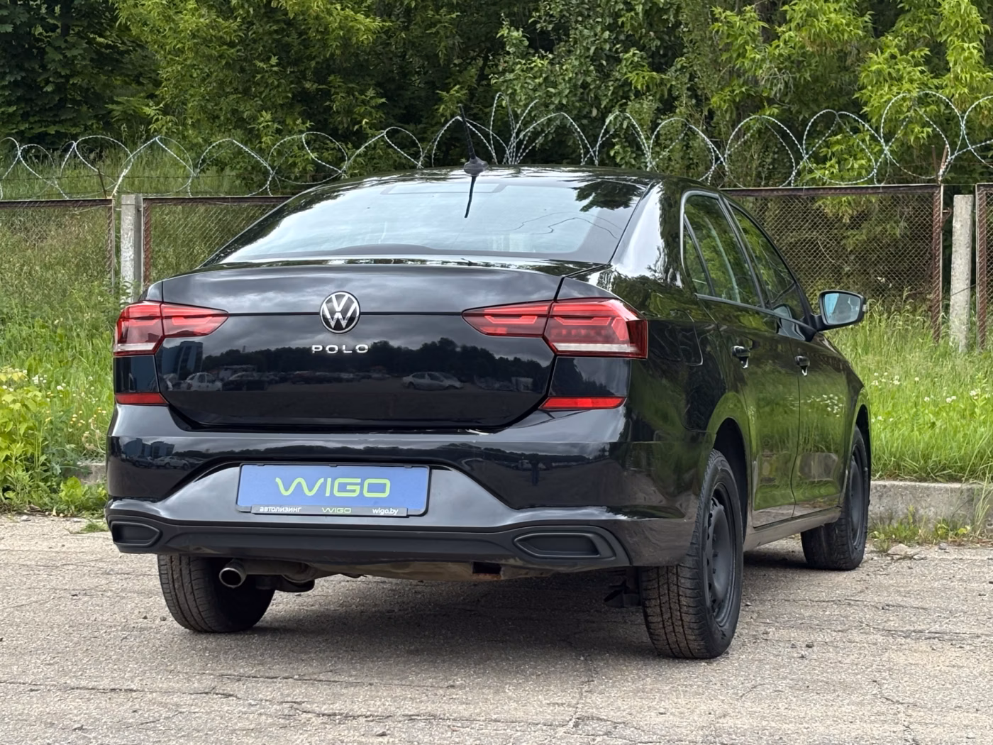Volkswagen Polo Sedan фото 7