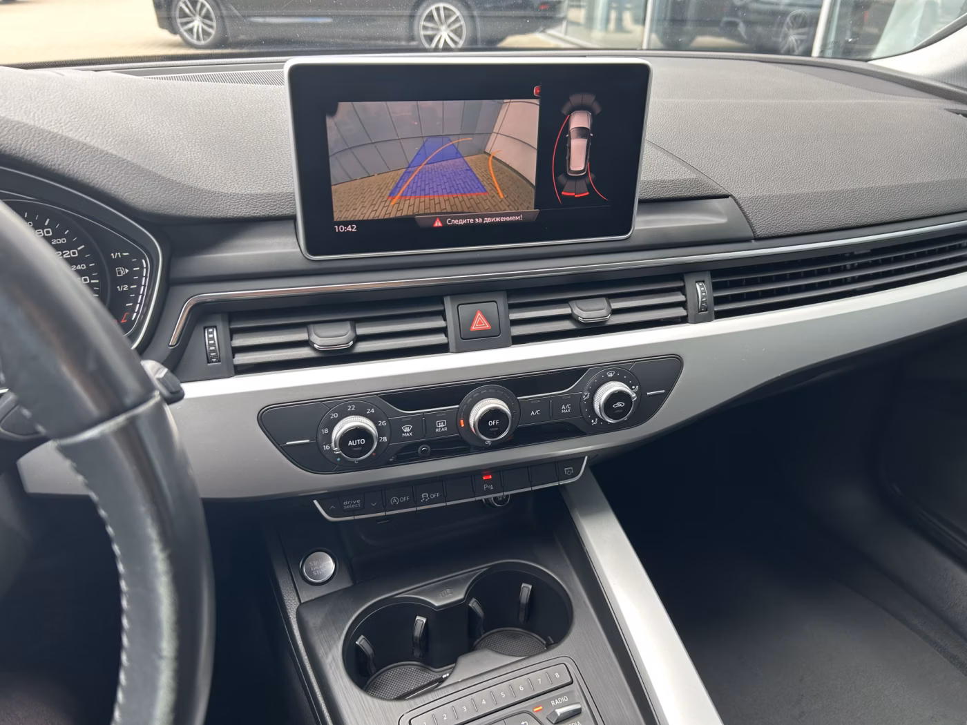Audi A4 фото 11