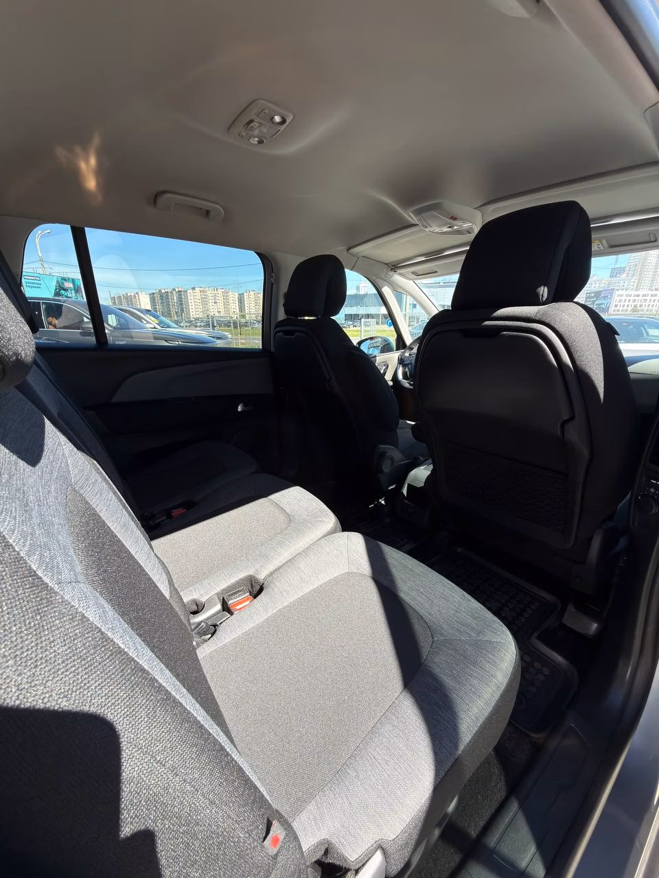 Citroen C4 Grand Picasso фото 16