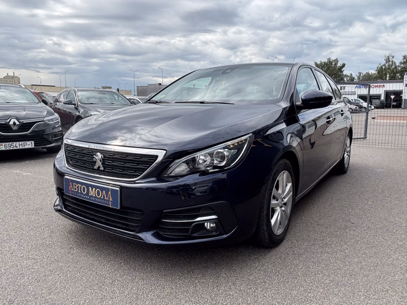 Peugeot 308 фото 6