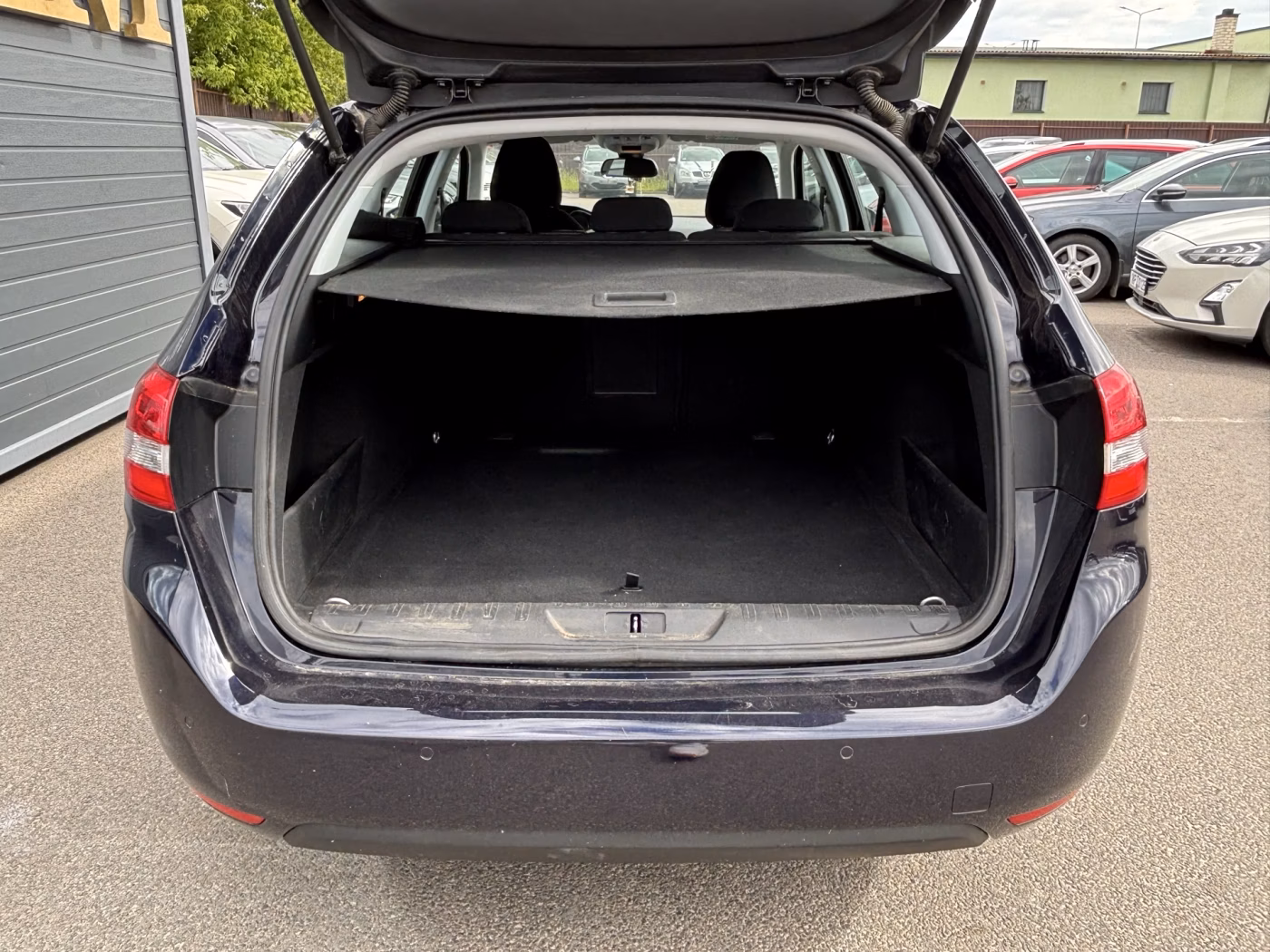Peugeot 308 фото 8