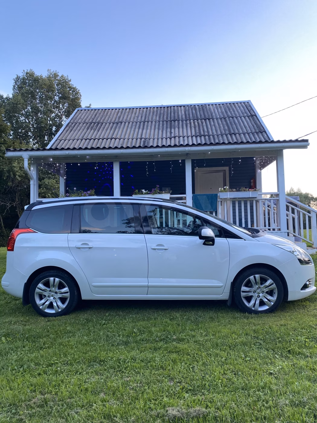 Peugeot 5008 фото 5