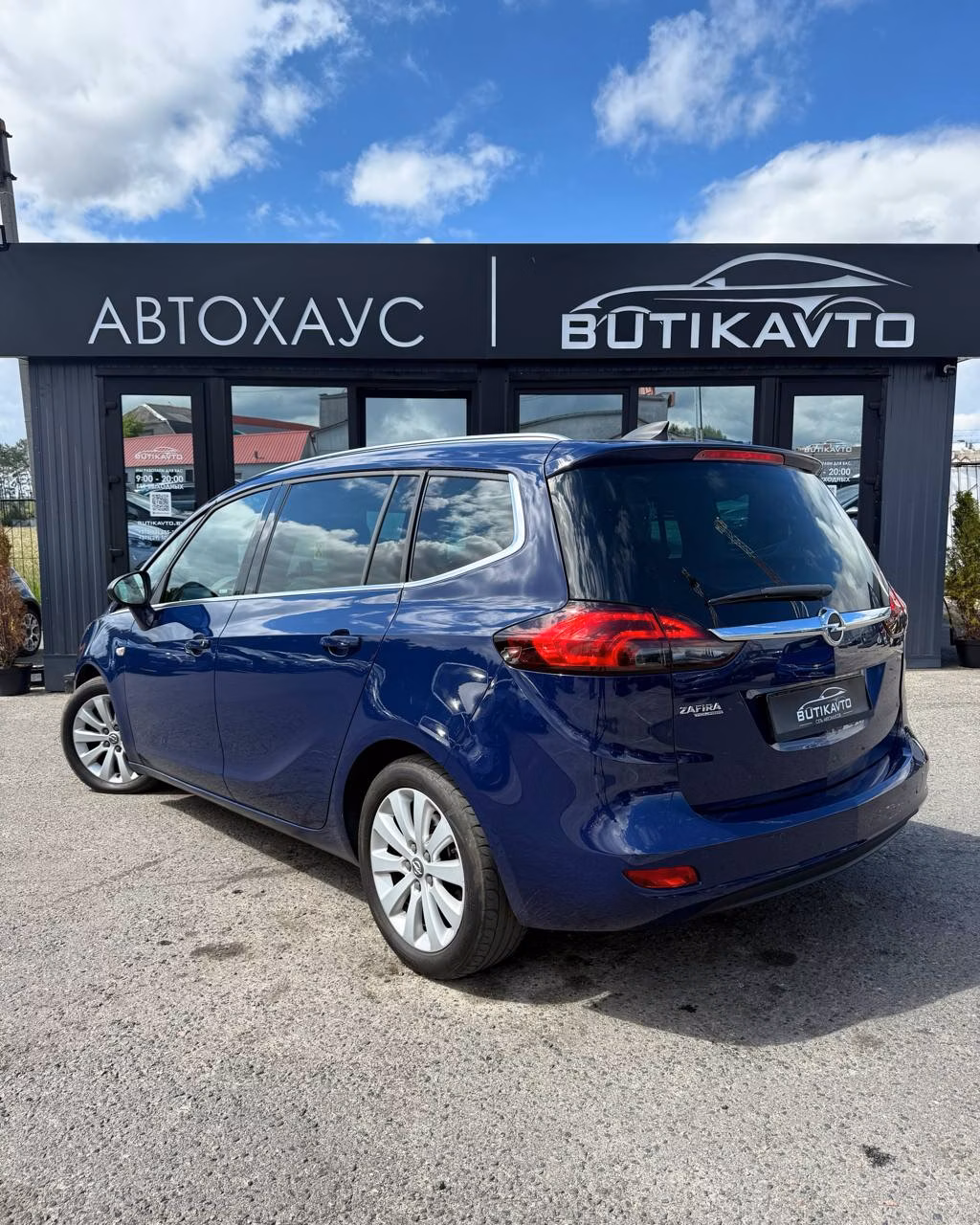 Opel Zafira фото 4