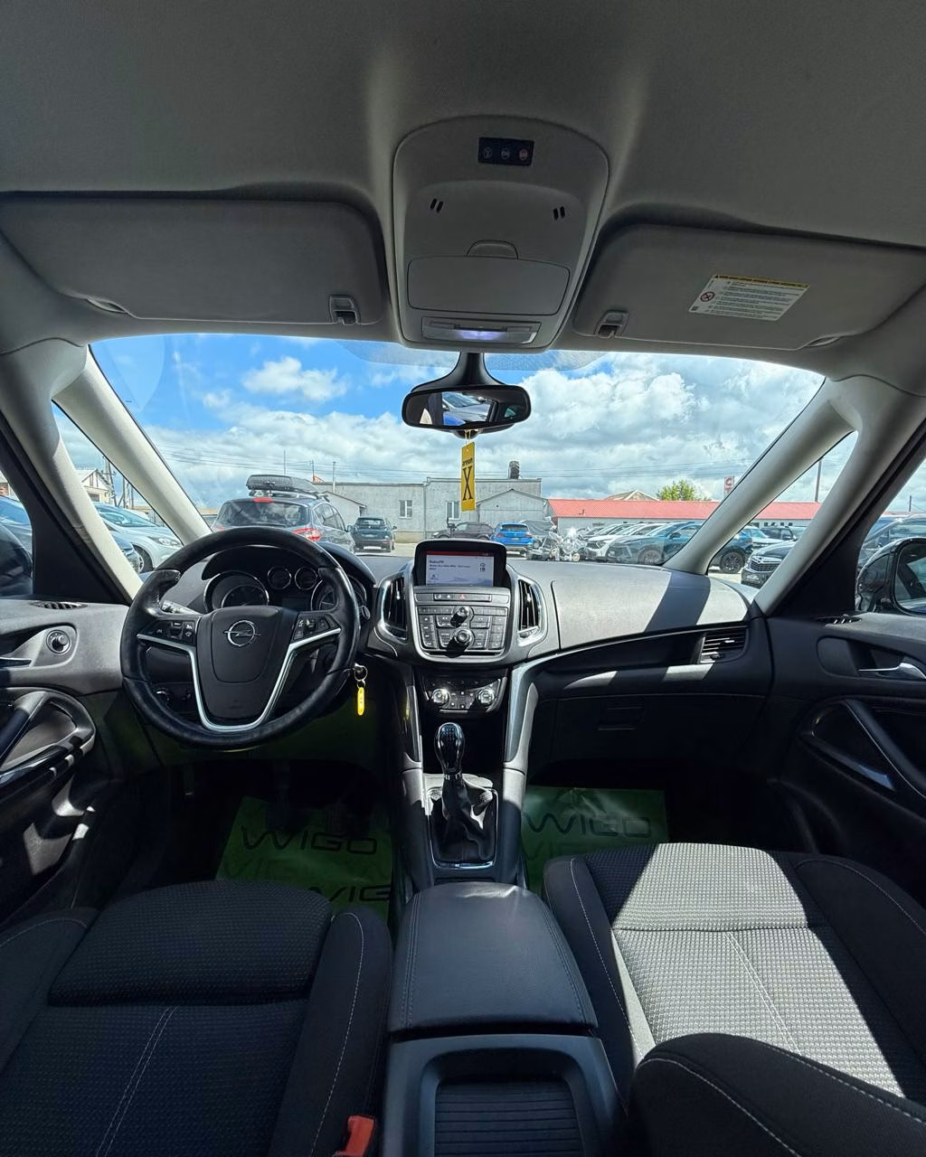 Opel Zafira фото 9