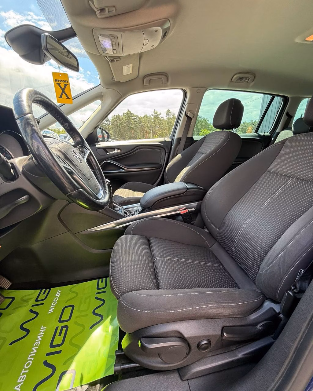 Opel Zafira фото 11