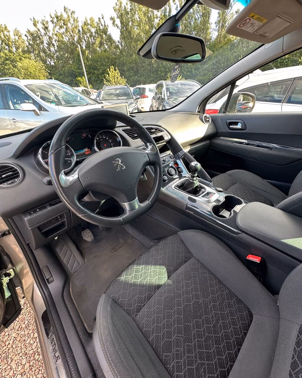 Peugeot 3008 фото 7