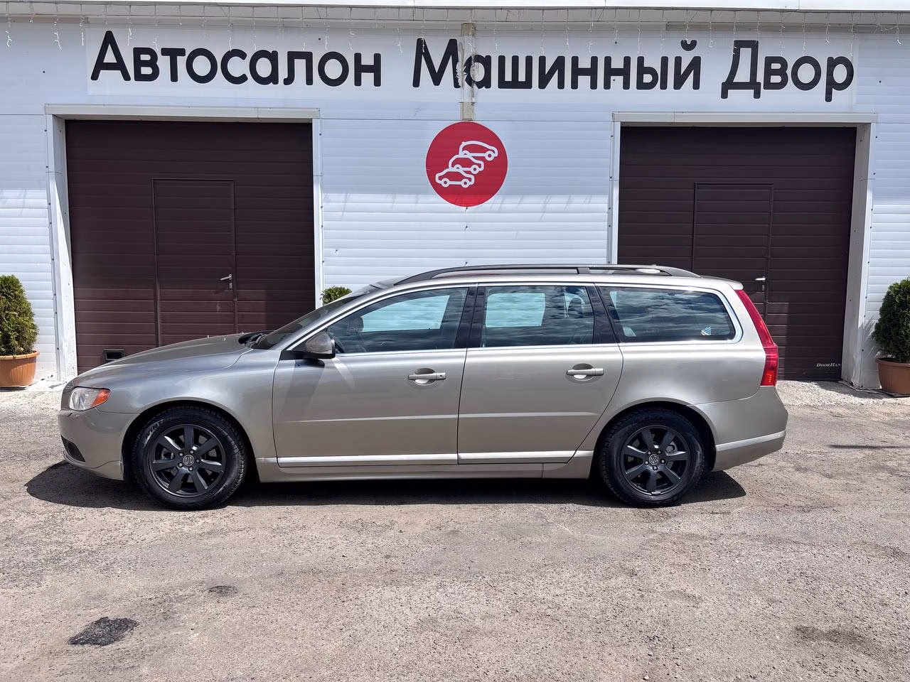 Volvo V70 фото 2