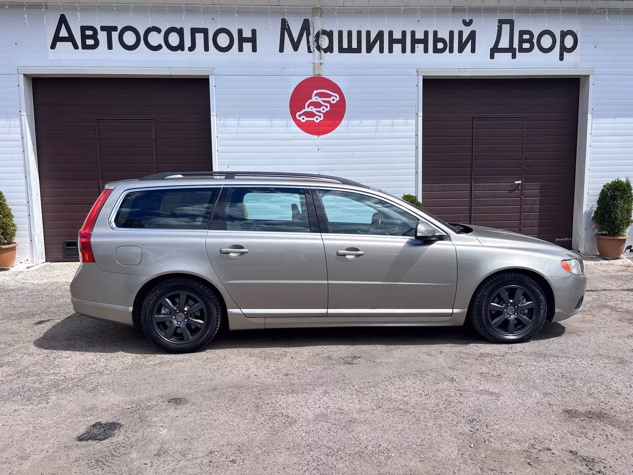 Volvo V70 фото 6