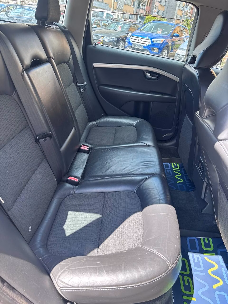 Volvo V70 фото 12