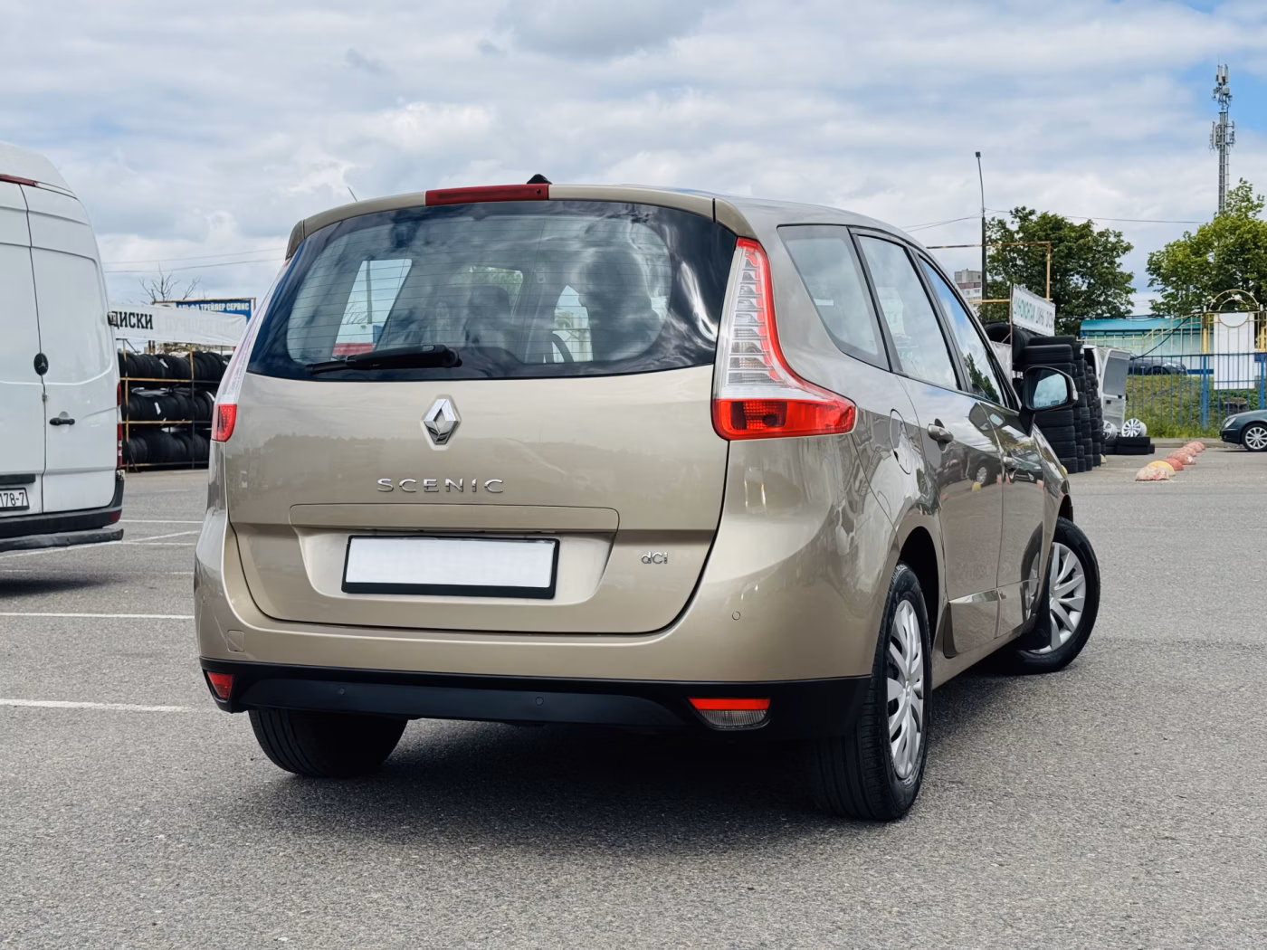 Renault Grand Scenic фото 2