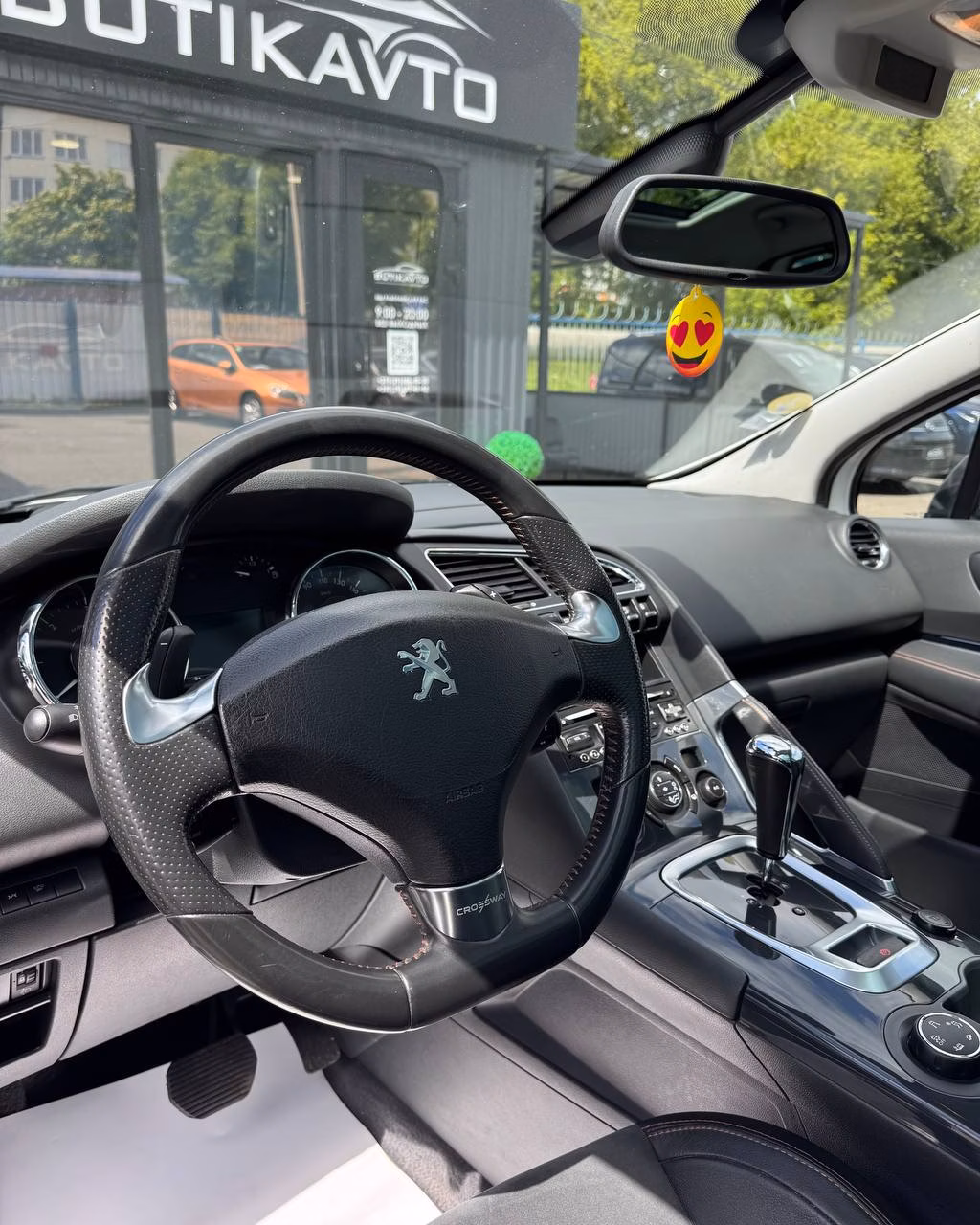 Peugeot 3008 фото 8
