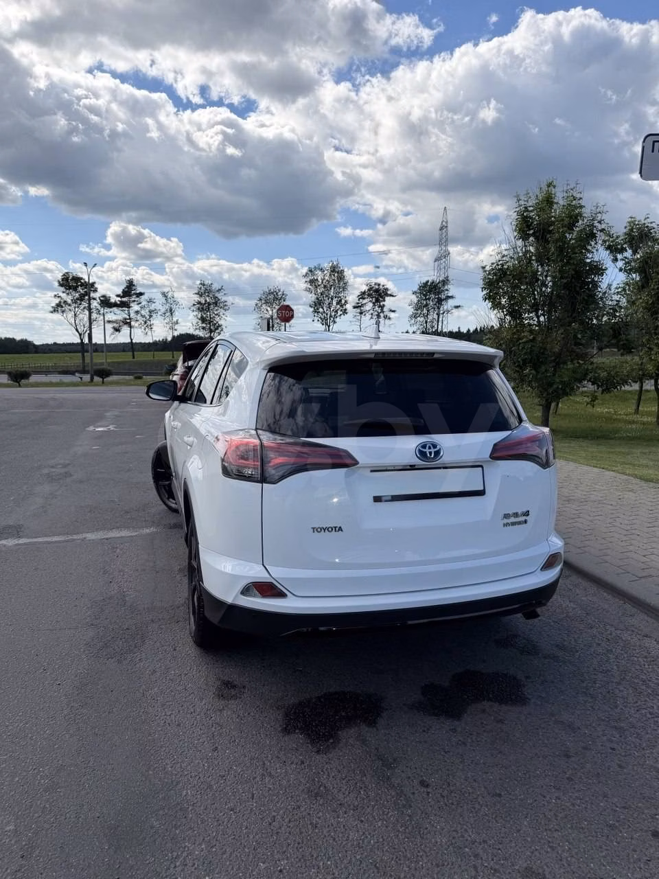 Toyota RAV4 фото 5