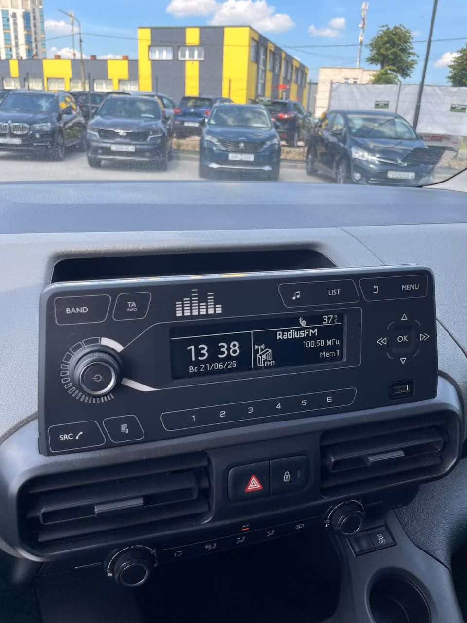 Peugeot Rifter фото 15