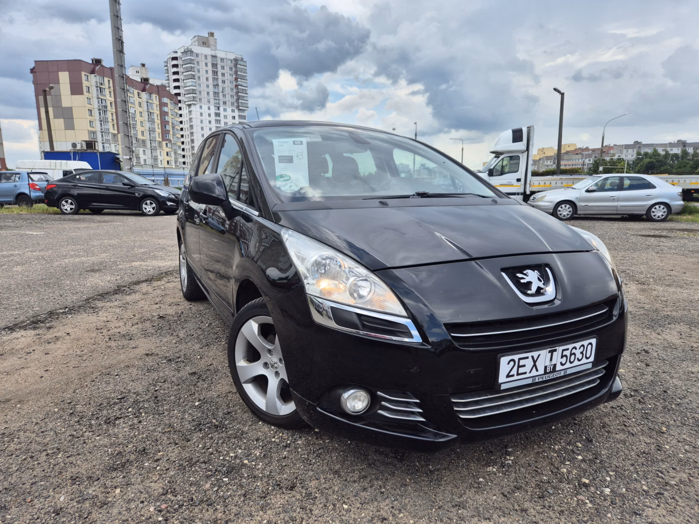 Peugeot 5008