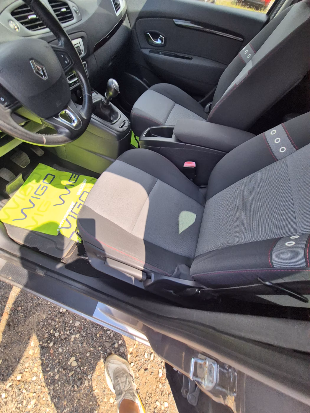 Renault Grand Scenic фото 9