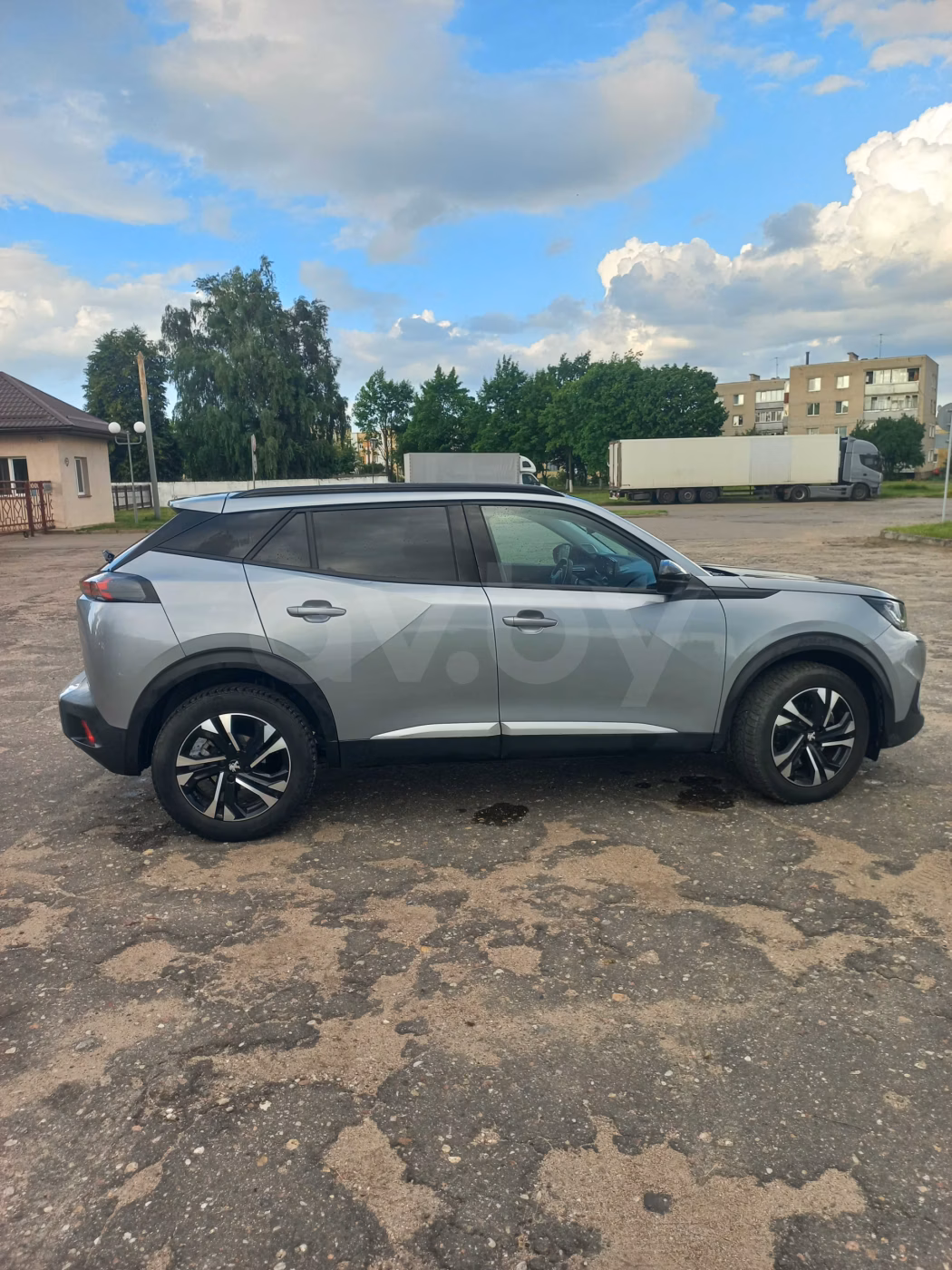 Peugeot 2008 фото 4