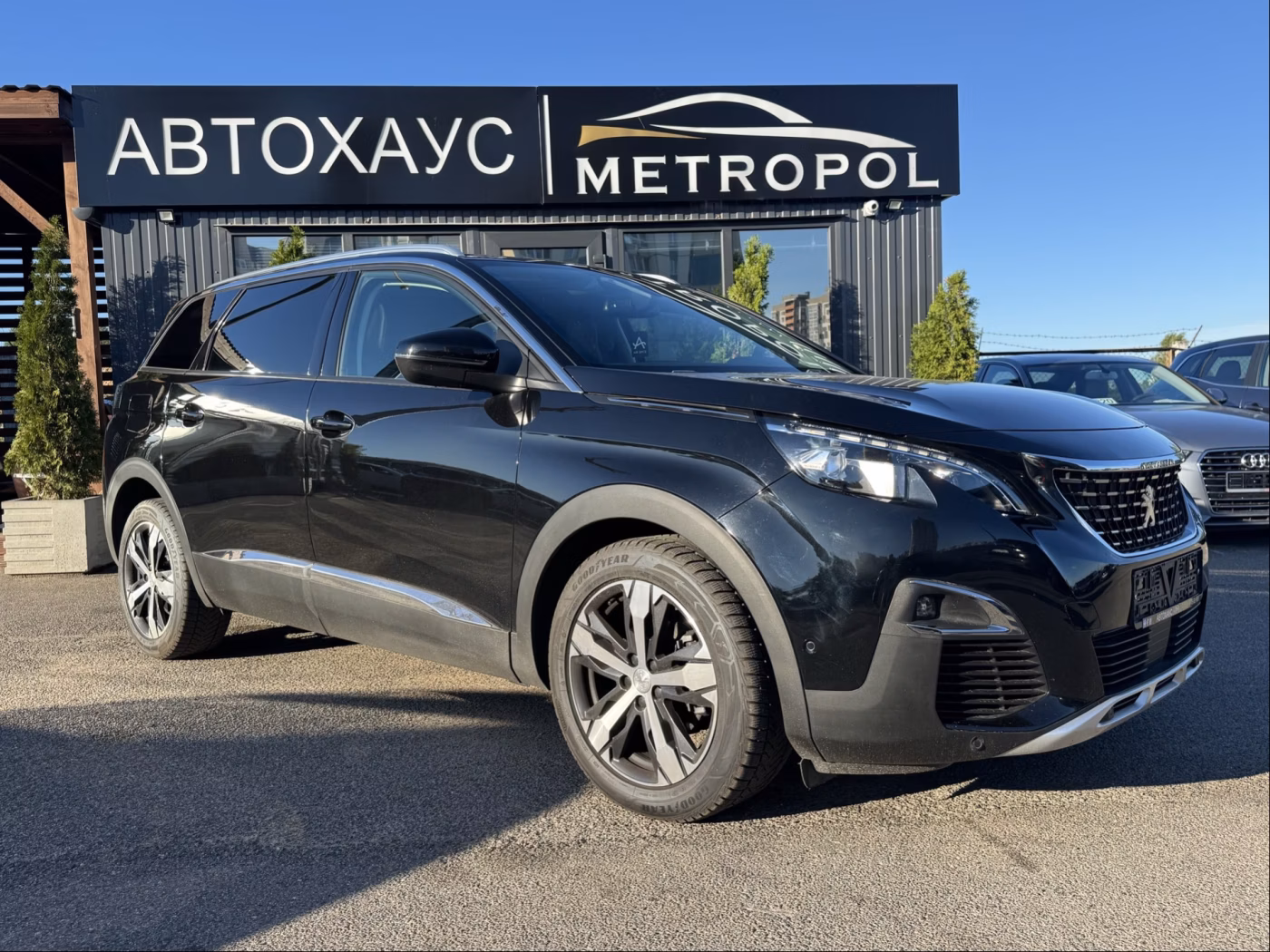 Peugeot 5008 фото 2