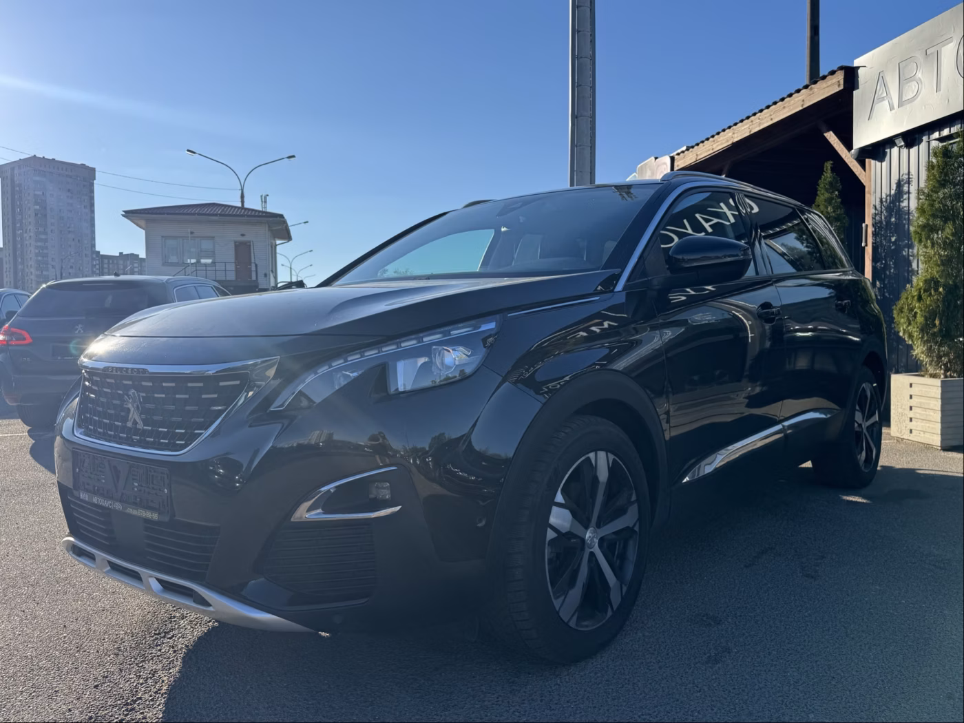 Peugeot 5008 фото 3