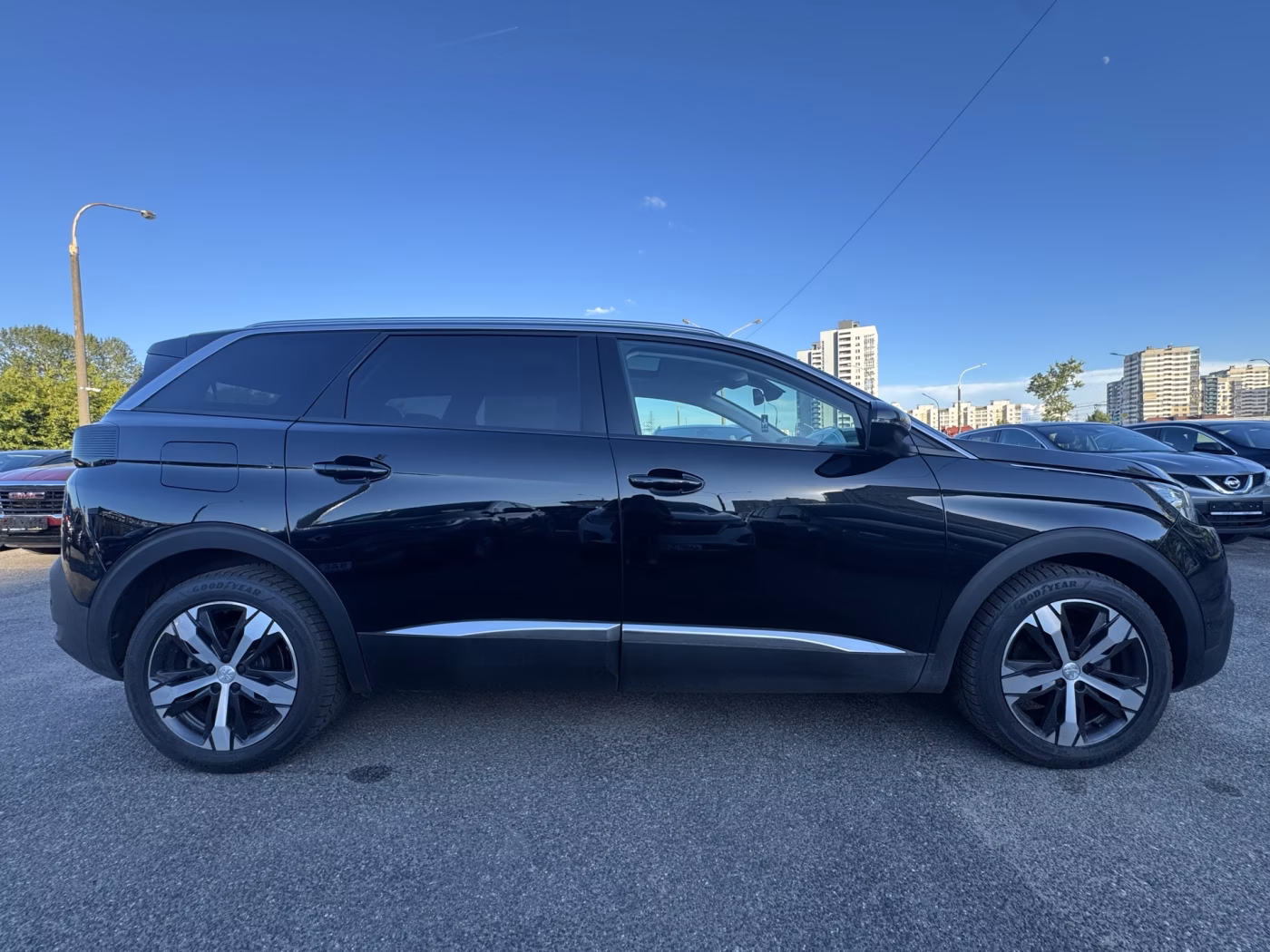 Peugeot 5008 фото 8