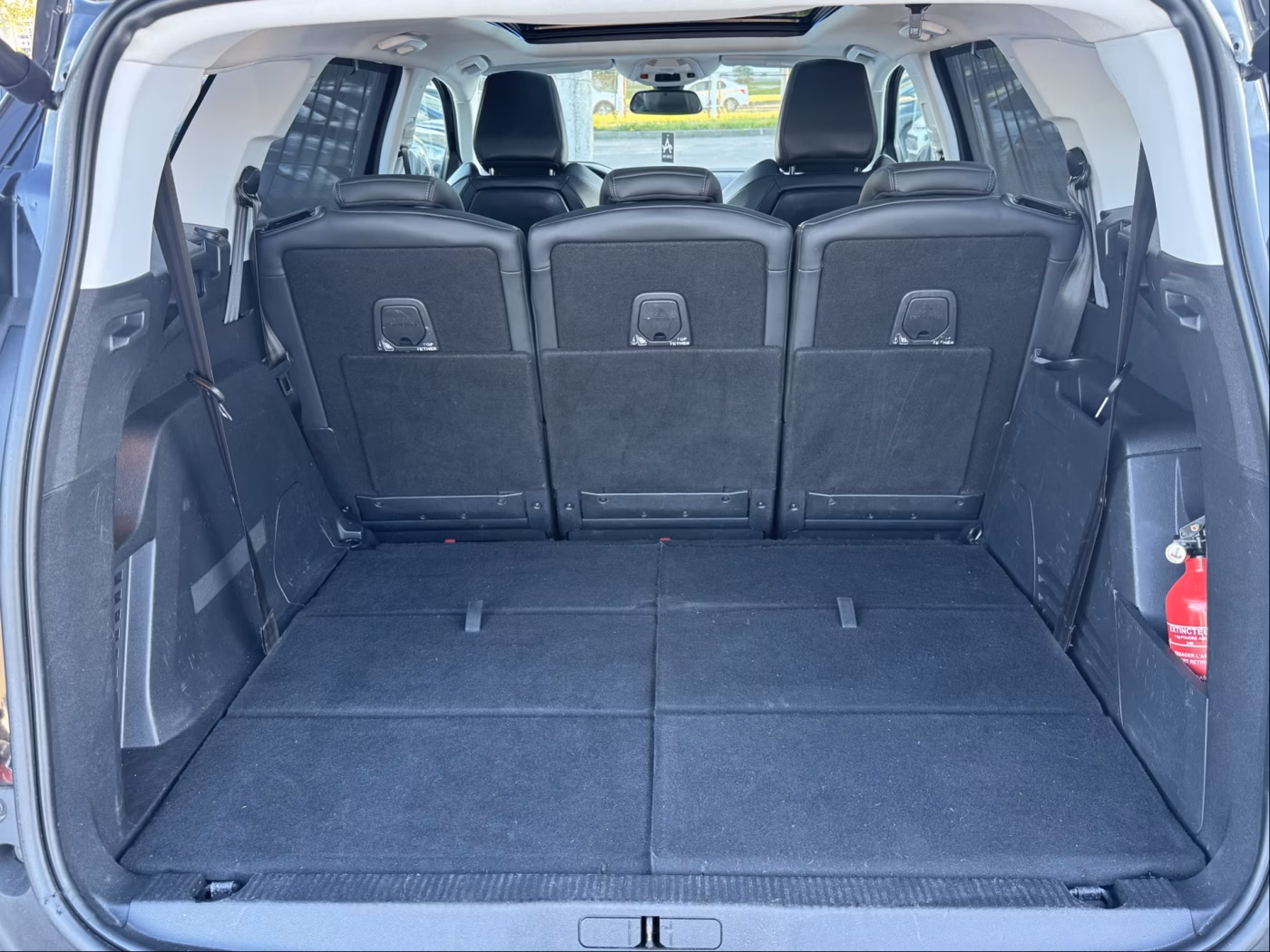 Peugeot 5008 фото 15