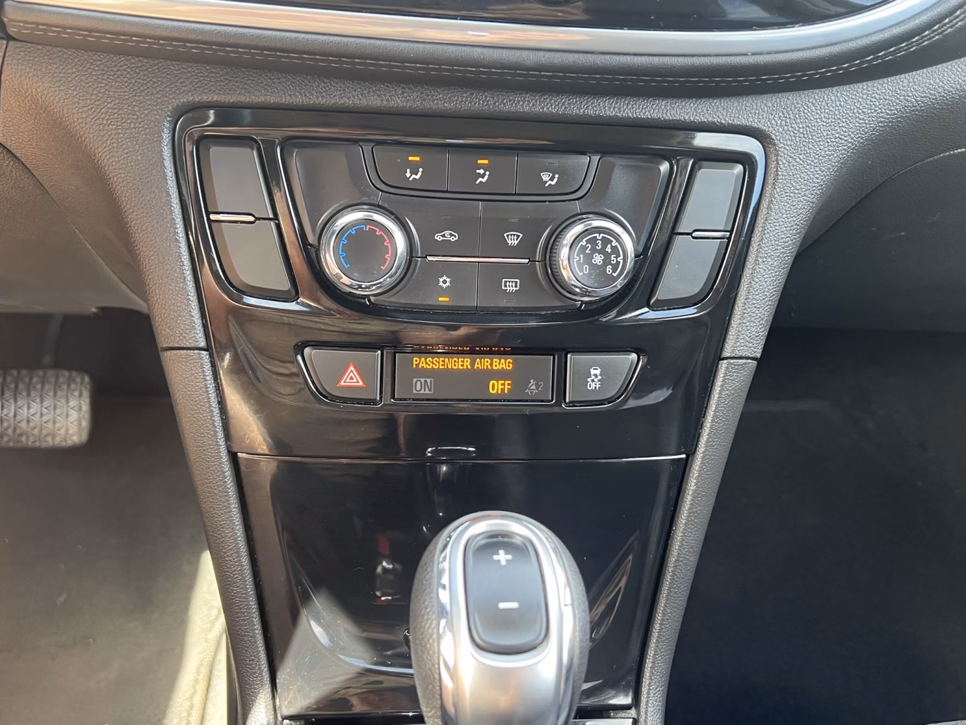 Buick Encore фото 11
