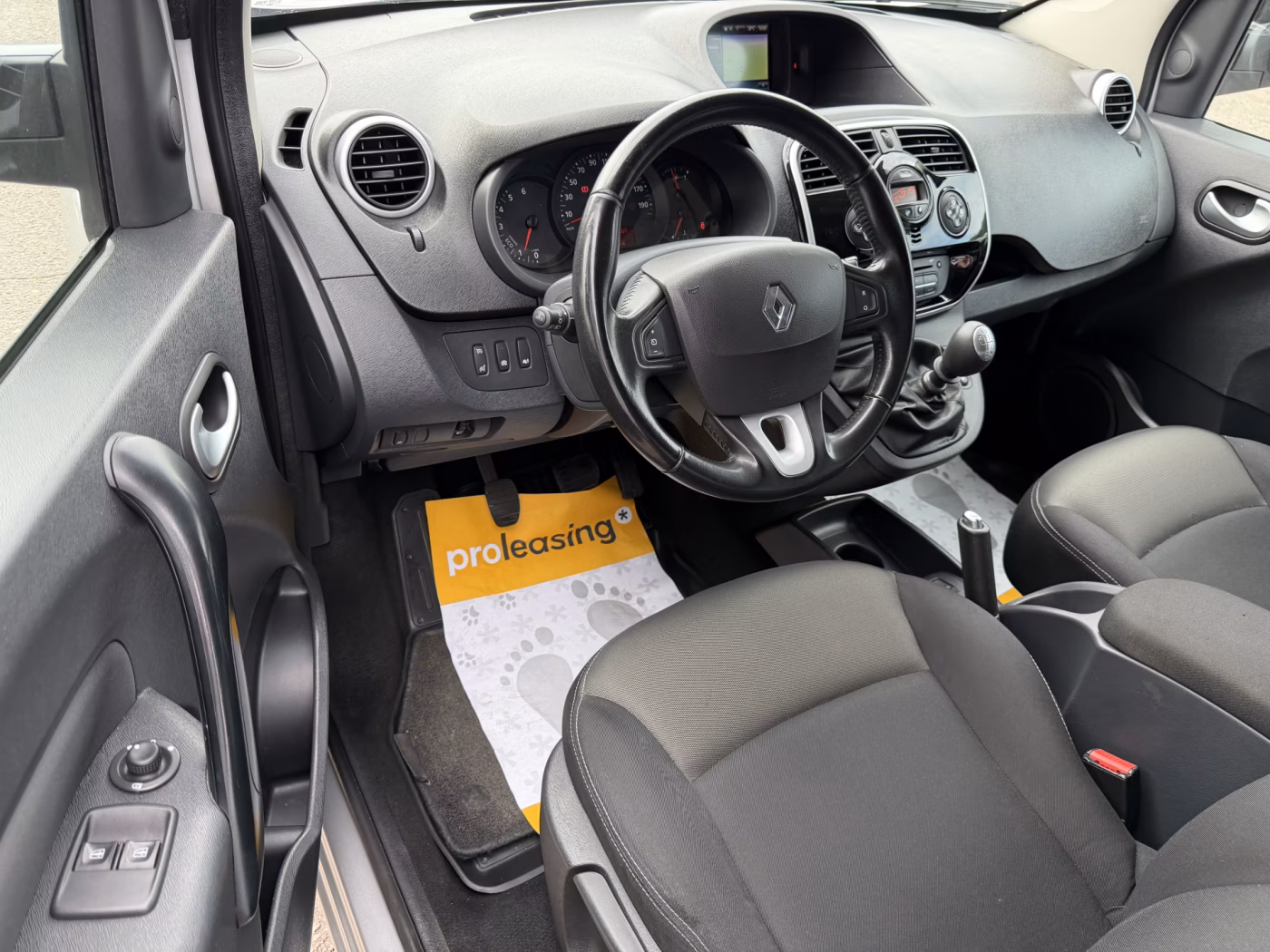 Renault Kangoo фото 9